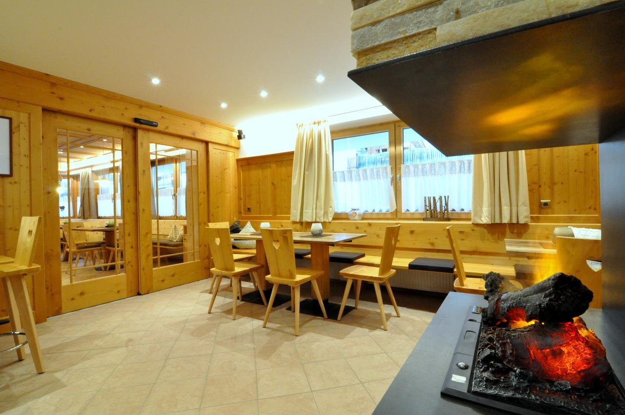 Hotel Traube - Stelvio Esterno foto